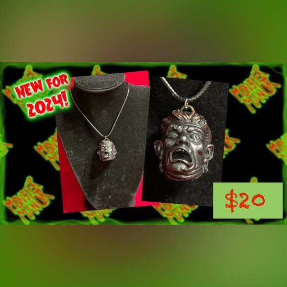 Universal classic monsters hunchback pendant necklace unisex - Picture 1 of 1